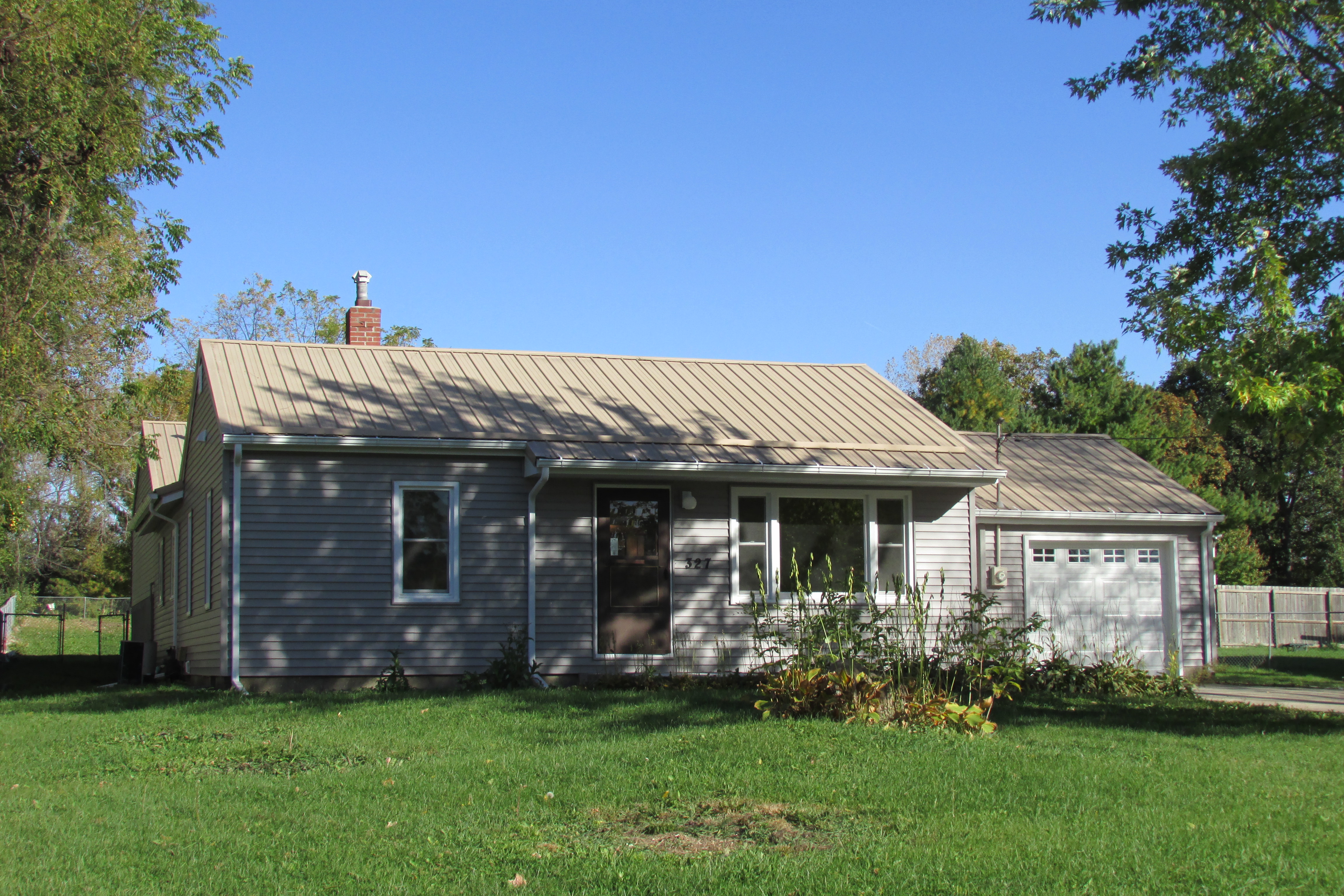 Cedar Falls House Real Estate 327 South Hackett SulenticFischels